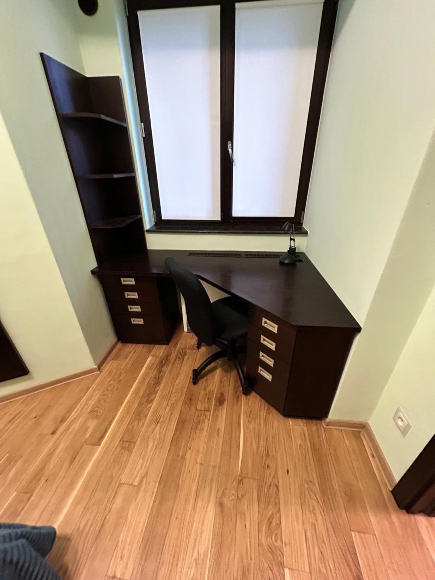 Ministay كراكوفيا المظهر الخارجي الصورة
